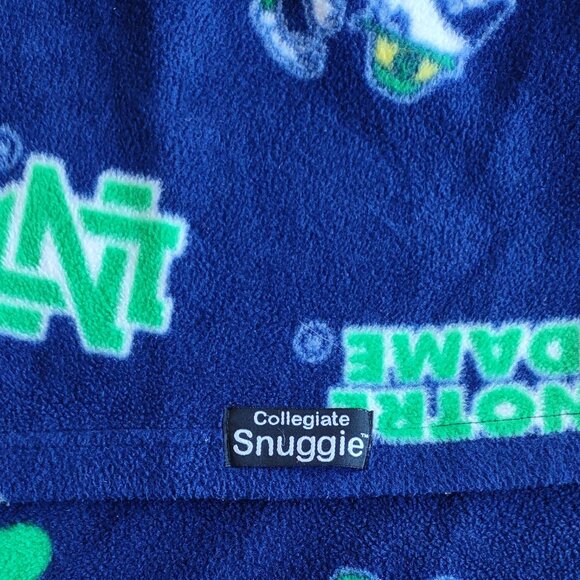 Notre Dame Fighting Irish Collegiate Snuggie Blanket w/ Sleeves  Adult OS - Picture 6 of 10